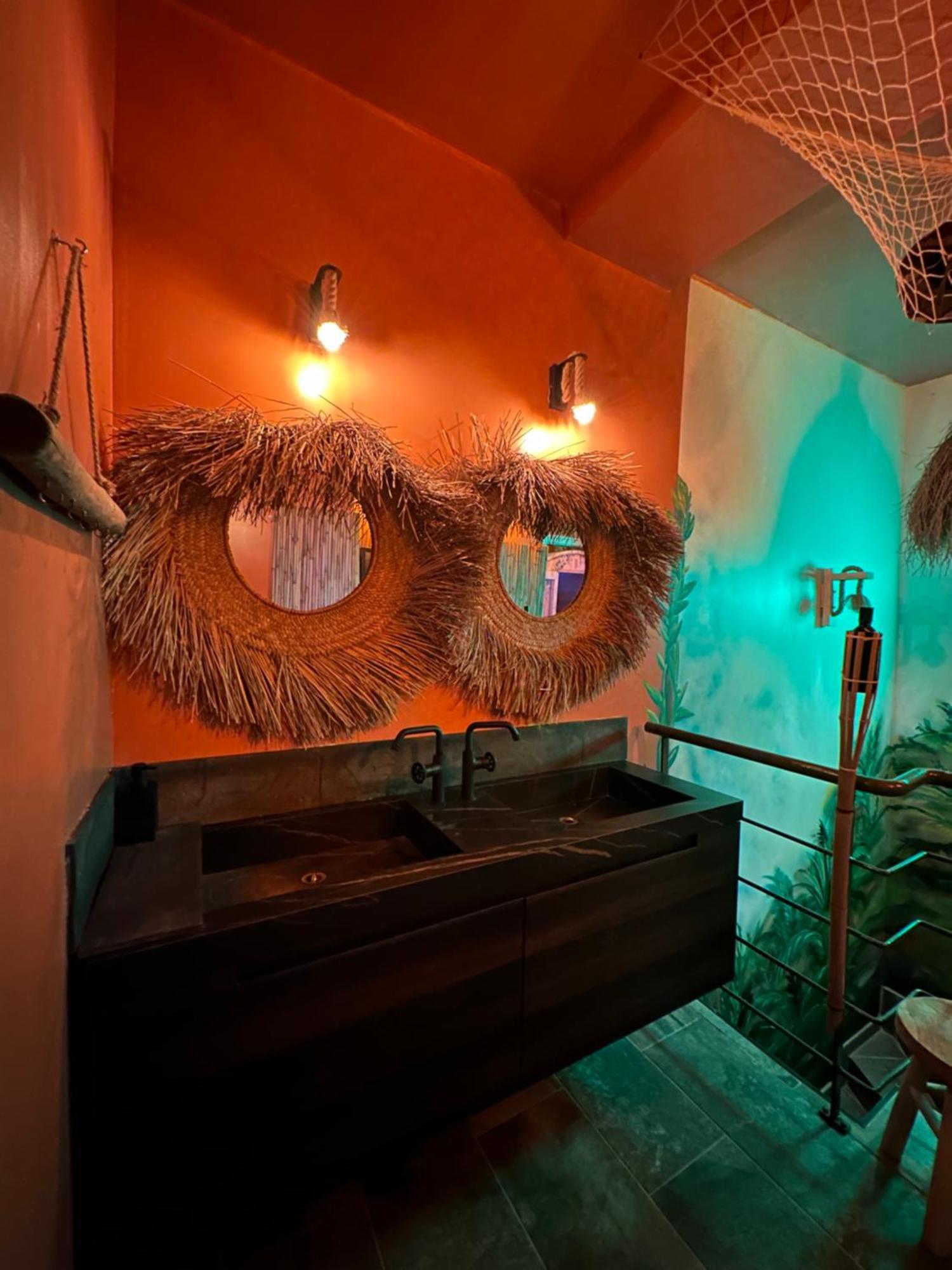Jungle Spa Bed and Breakfast Dunkirk Eksteriør billede